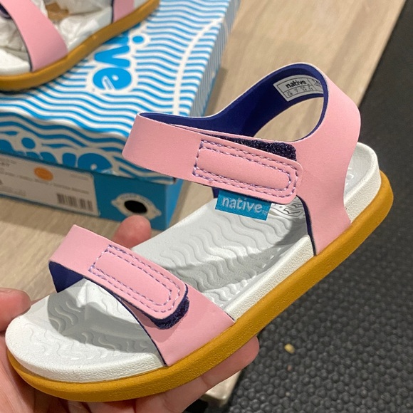 New Native Kids Pink and White Sandals size C8 - Picture 3 of 5